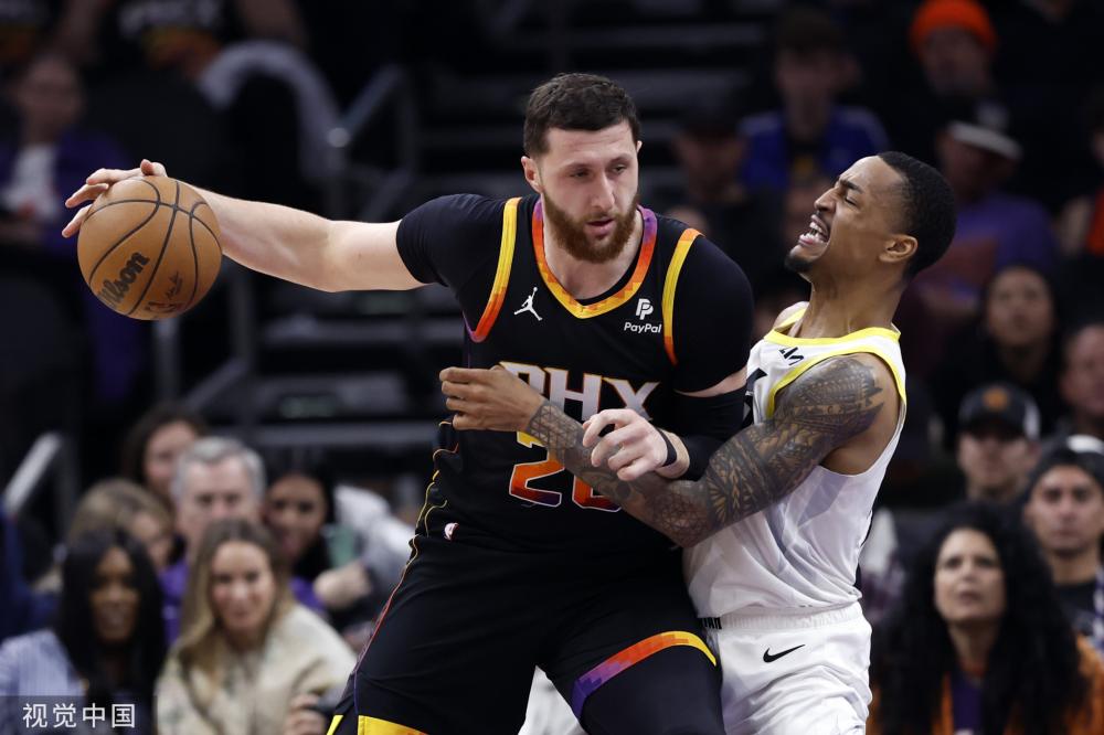 在社交平台 在社交平台